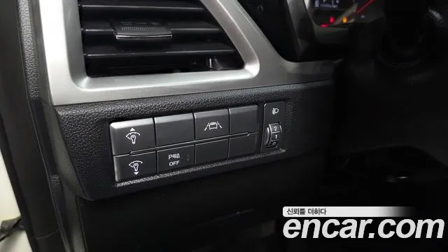KGM Korando Beautiful — Фото автомобиля 27