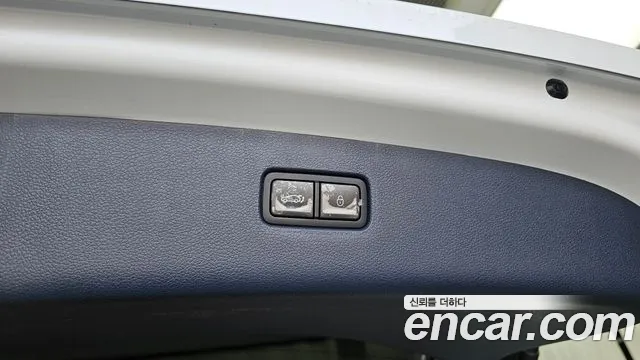 Genesis GV80 2.5T Бензин AWD — Фото автомобиля 25