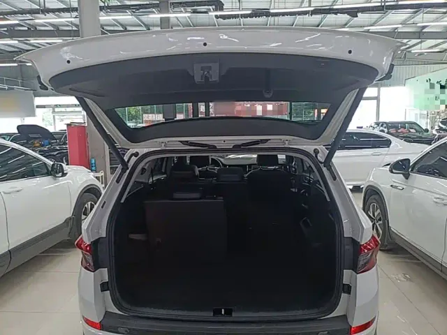 Skoda Kodiaq — Фото автомобиля 14