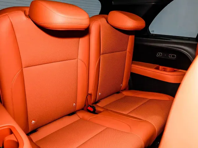 Li Auto L8 — Фото автомобиля 6