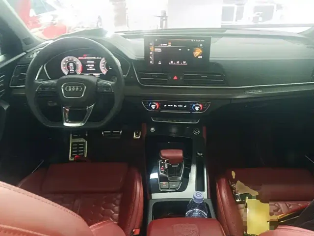 Audi Q5L — Фото автомобиля 9