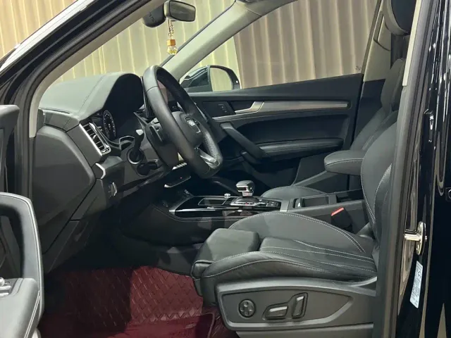 Audi Q5L — Фото автомобиля 7