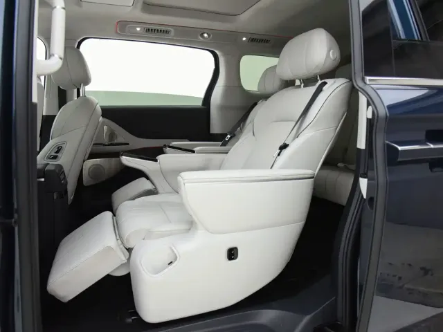 Voyah Auto Voyah Dreamer 2025 PHEV AWD Flagship Kunpeng Edition — Фото автомобиля 12