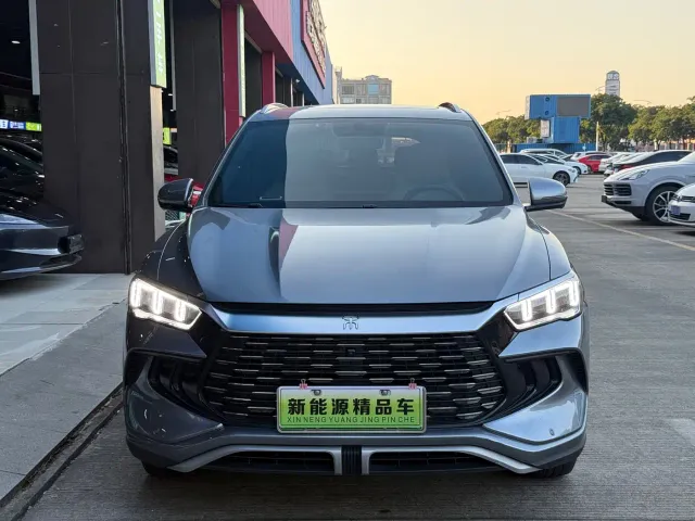 BYD Song Pro — Фото автомобиля 2