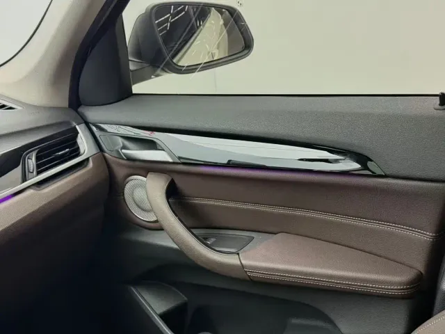 BMW BMW X1 2022 sDrive20Li Fashion — Фото автомобиля 11