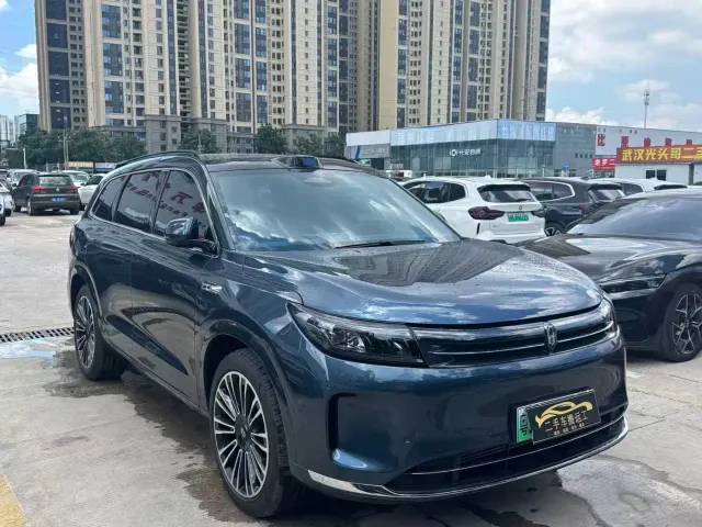 Aito M7 — Фото автомобиля 3