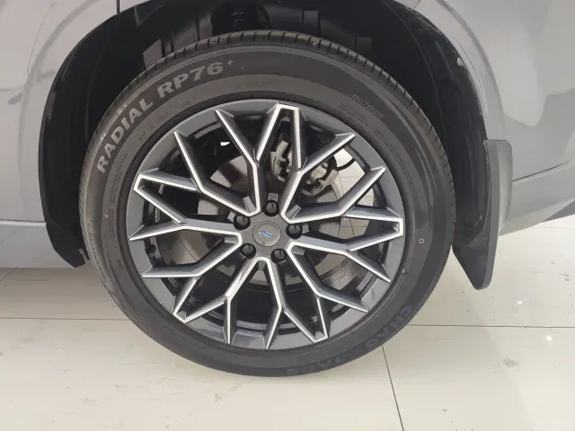 Changan Z6 — Фото автомобиля 13
