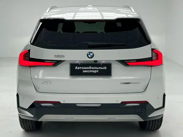 BMW X1 — Фото автомобиля 8