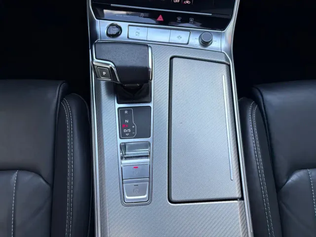 Audi A6L — Фото автомобиля 15