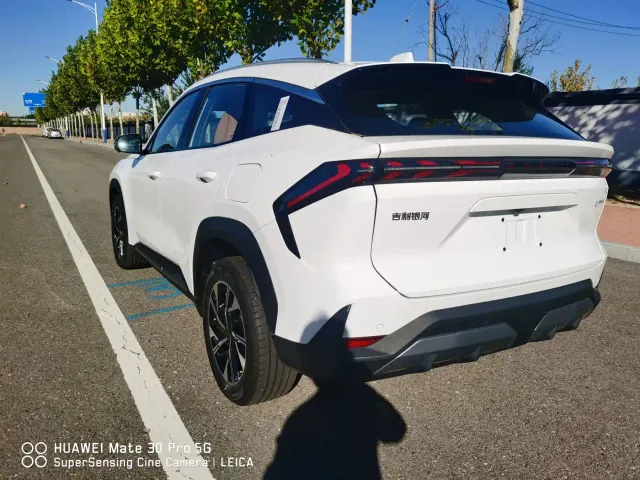 Geely Galaxy L7 — Фото автомобиля 4