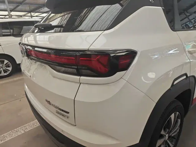 Changan CS35 Plus — Фото автомобиля 7