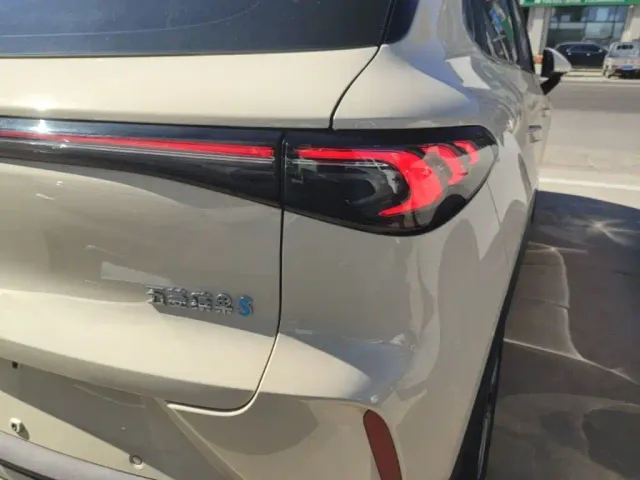 Wuling Bingo S — Фото автомобиля 7