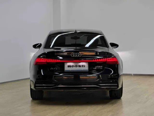 Audi A7L — Фото автомобиля 29