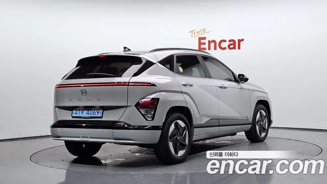 Hyundai Kona — Фото автомобиля 2