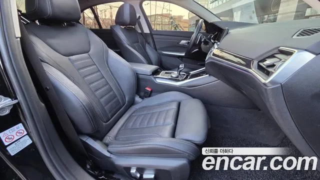 BMW 3-Series 3 серия (G20) 320i Luxury — Фото автомобиля 12