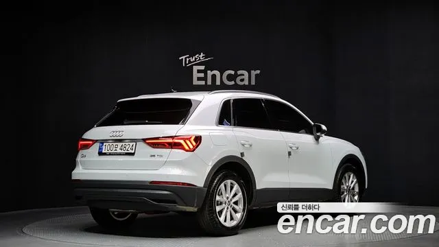 Audi Q3 — Фото автомобиля 2