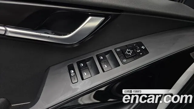 Kia Niro — Фото автомобиля 12