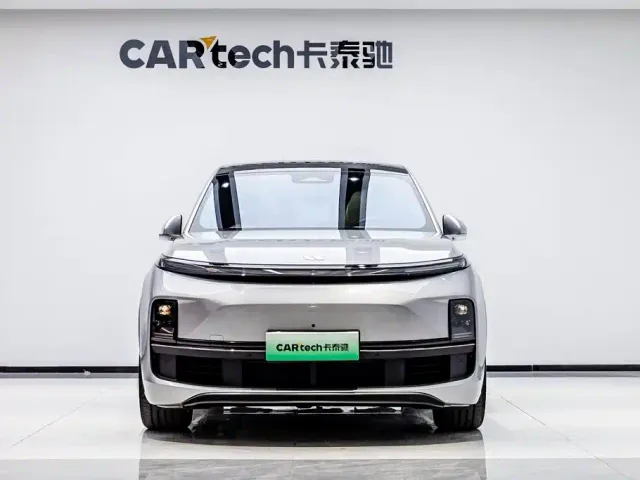Li Auto L8 — Фото автомобиля 2