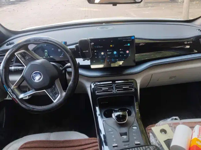 BYD Qin PLUS — Фото автомобиля 12