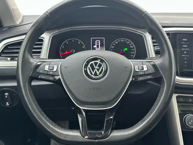 Volkswagen T-Roc — Фото автомобиля 11