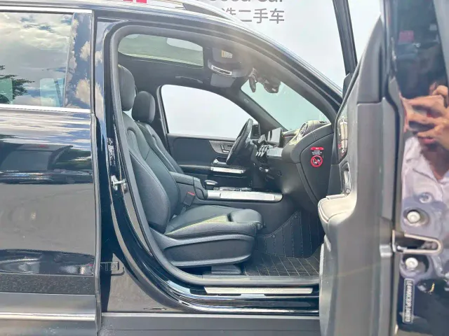 Mercedes-Benz EQB — Фото автомобиля 18
