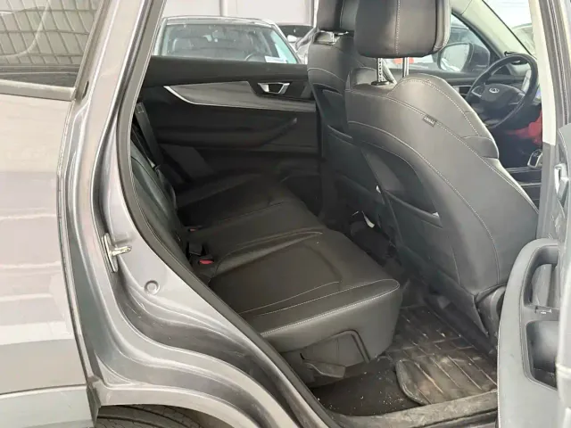 Chery Tiggo 8 — Фото автомобиля 7