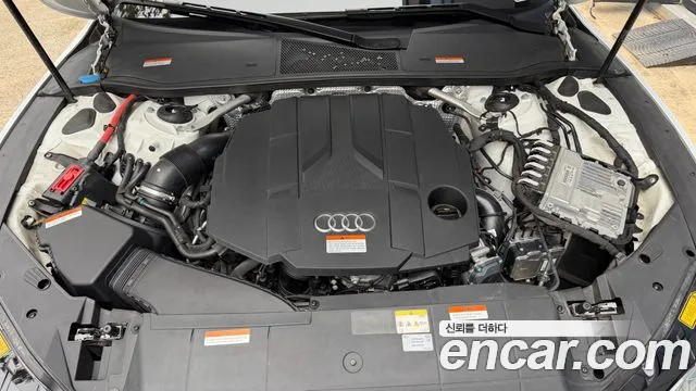 Audi A7 4K — Фото автомобиля 6