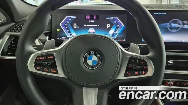 BMW X6 xDrive40i M Sport — Фото автомобиля 15