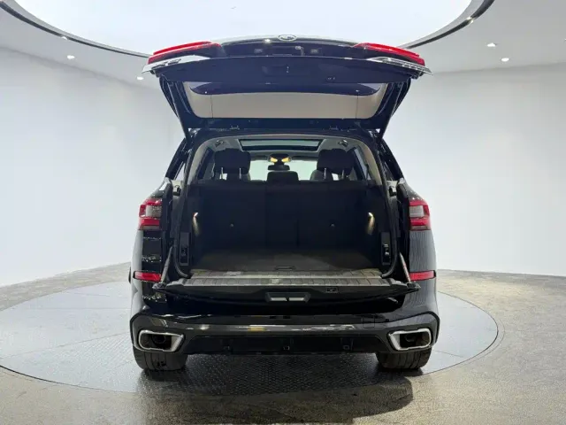 BMW X5 — Фото автомобиля 12