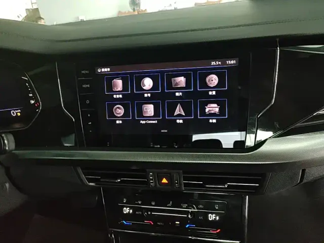 Volkswagen Passat — Фото автомобиля 12
