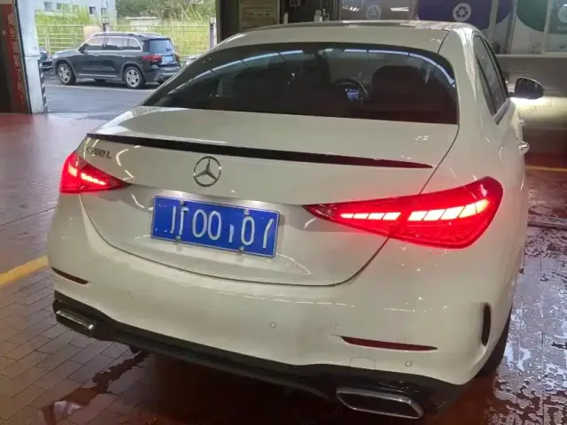 Mercedes-Benz C-Class — Фото автомобиля 2