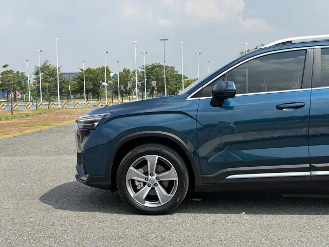 Geely Haoyue L — Фото автомобиля 7