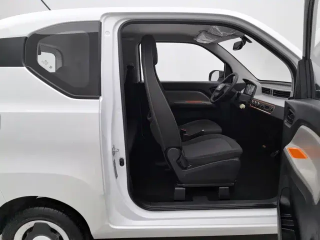 Wuling Hongguang Mini EV — Фото автомобиля 23