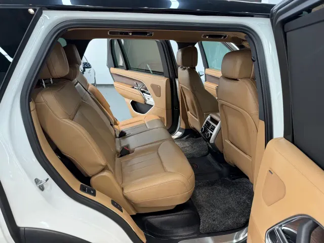 Land Rover Range Rover — Фото автомобиля 10