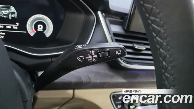 Audi Q5 45 TFSI quattro Premium — Фото автомобиля 26