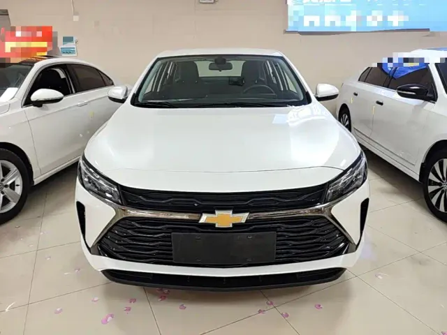 Chevrolet Monza — Фото автомобиля 2