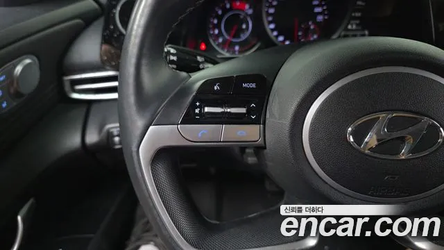 Hyundai Avante CN7 — Фото автомобиля 17