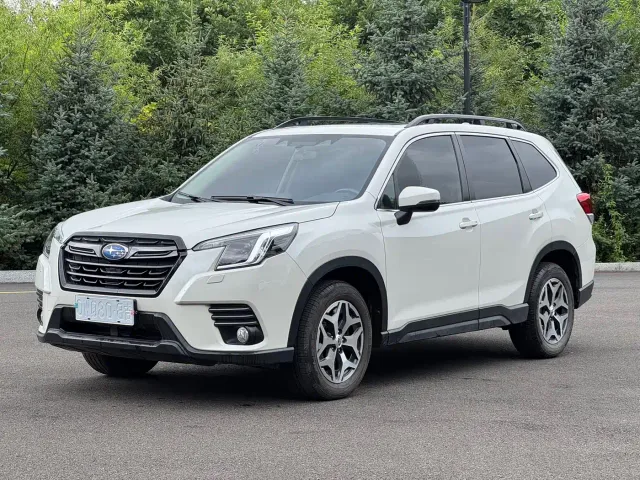 Фотография автомобиля — Subaru Forester