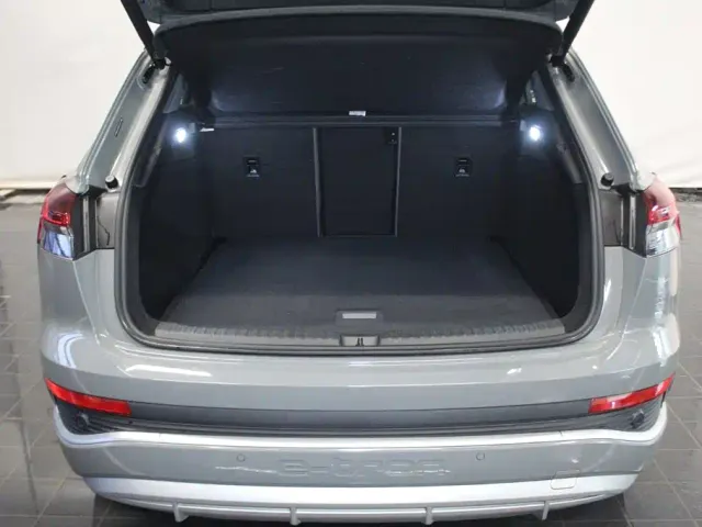Audi Q4 e-tron — Фото автомобиля 7