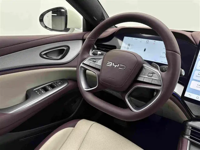 BYD Seal 07 DM-i — Фото автомобиля 10