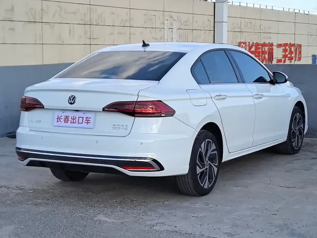 Volkswagen Bora — Фото автомобиля 4