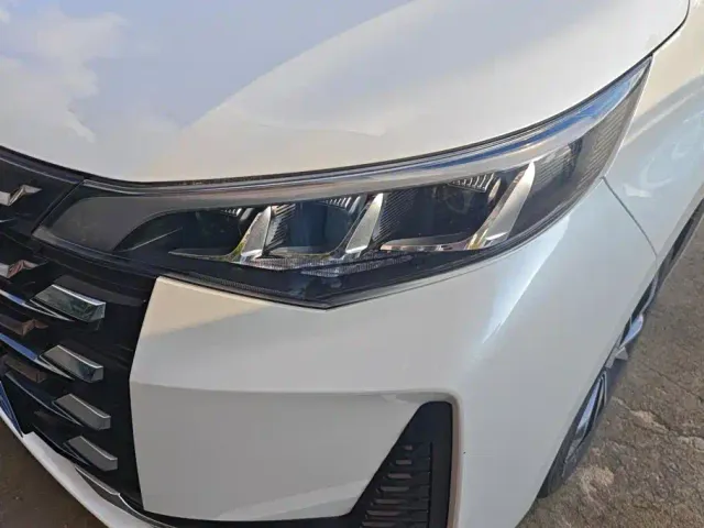 GAC Trumpchi M6 — Фото автомобиля 5
