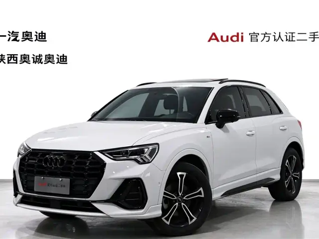Фотография автомобиля — Audi Q3