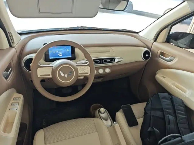 Wuling Hongguang Mini EV — Фото автомобиля 9