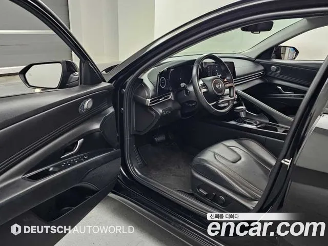 Hyundai Avante CN7 — Фото автомобиля 11