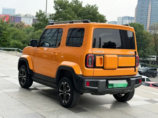 Baojun Yep — Фото автомобиля 4