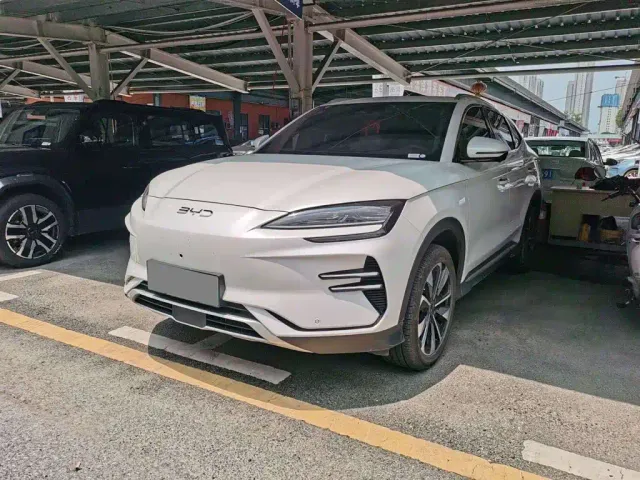 Фотография автомобиля — BYD Song PLUS