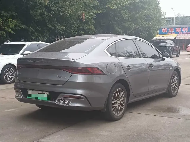 BYD Qin PLUS — Фото автомобиля 12
