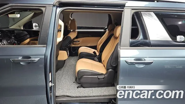 Kia Canival Carnival 4 поколение Дизель 9 мест Prestige — Фото автомобиля 12