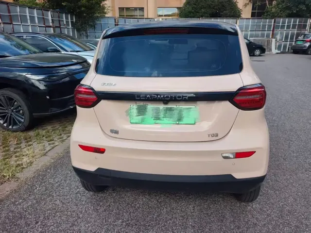 Leapmotor Leapmotor T03 2023 310 Light Edition — Фото автомобиля 4